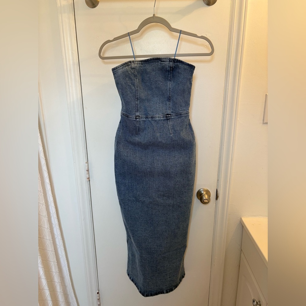 Abercrombie & Fitch Denim Strapless Dress